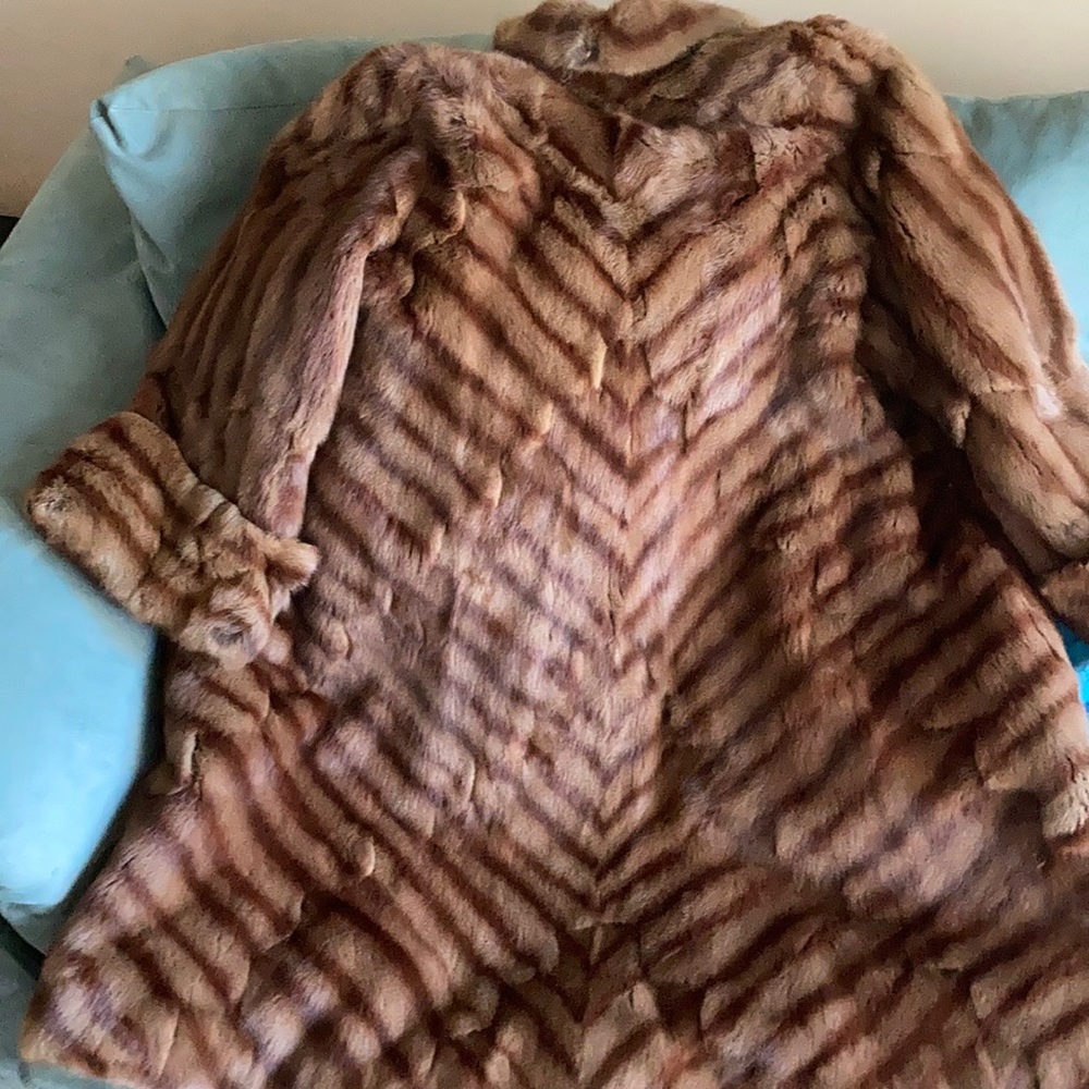 Fur Coat - Picture 3 of 3